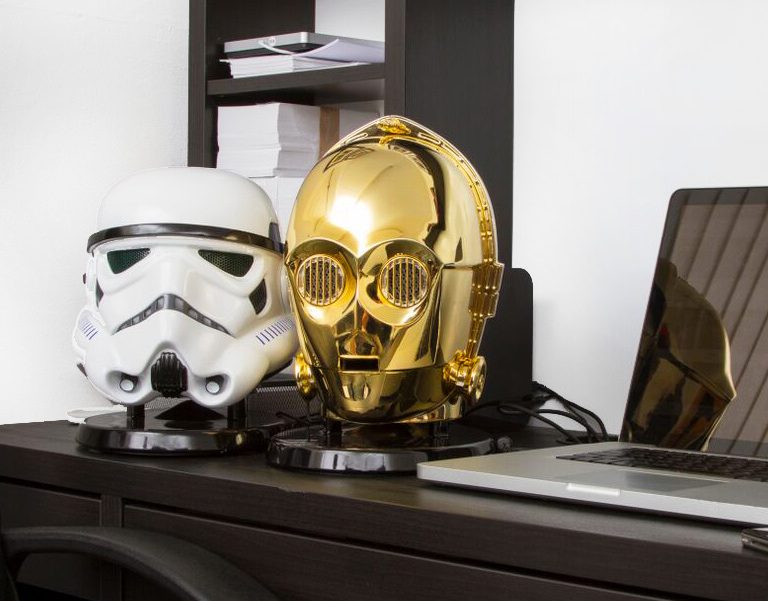 star-wars-audio-system-gold-plated-C3PO-stormtrooper-heads-designboom-11