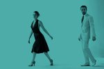 《La La Land》是第73屆威尼斯影展的開幕片，由Emma Stone配Ryan Gosling這組合，我們早在《Crazy, Stupid, Love. 》與《Gangster Squad》睇過兩次，今次由Ryan Gosling演的爵士鋼琴手Sebastian在洛杉磯，遇上並愛上充滿夢想的女演員Emma Stone演的Mia，愛情故事是重點，但更有睇頭的是這是一部歌舞片。你不但能看到怪怪美女Emma Stone翩翩起舞，還可以聽到她用其磁性的歌聲，預告率先唱一段《Audition (The Fools Who Dream) 》十分治療！