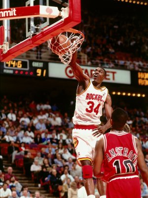 hakeem_dunk