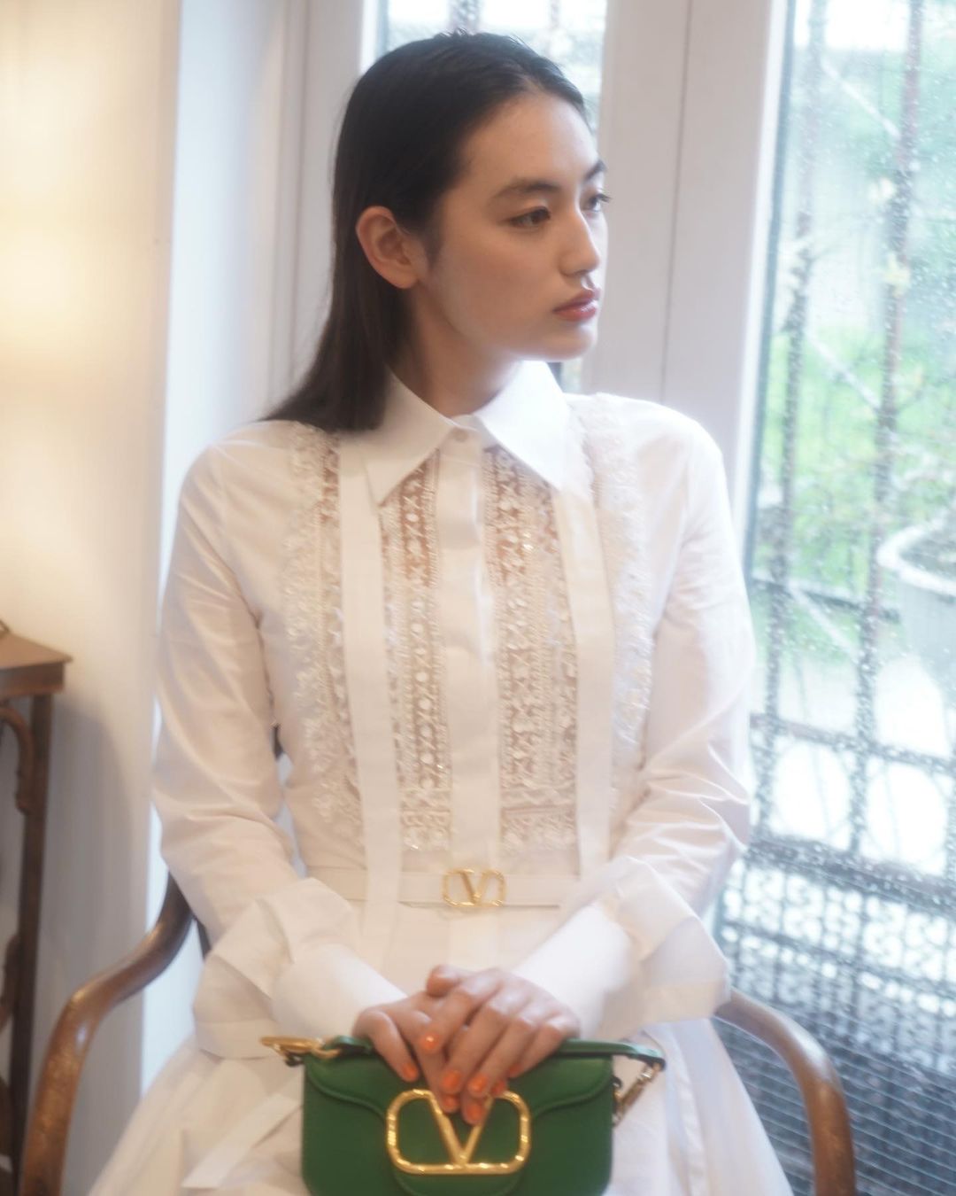 《First Love初戀》年輕版滿島光表現亮眼！「90年代美少女」八木莉可子還是「寶礦力女神」？