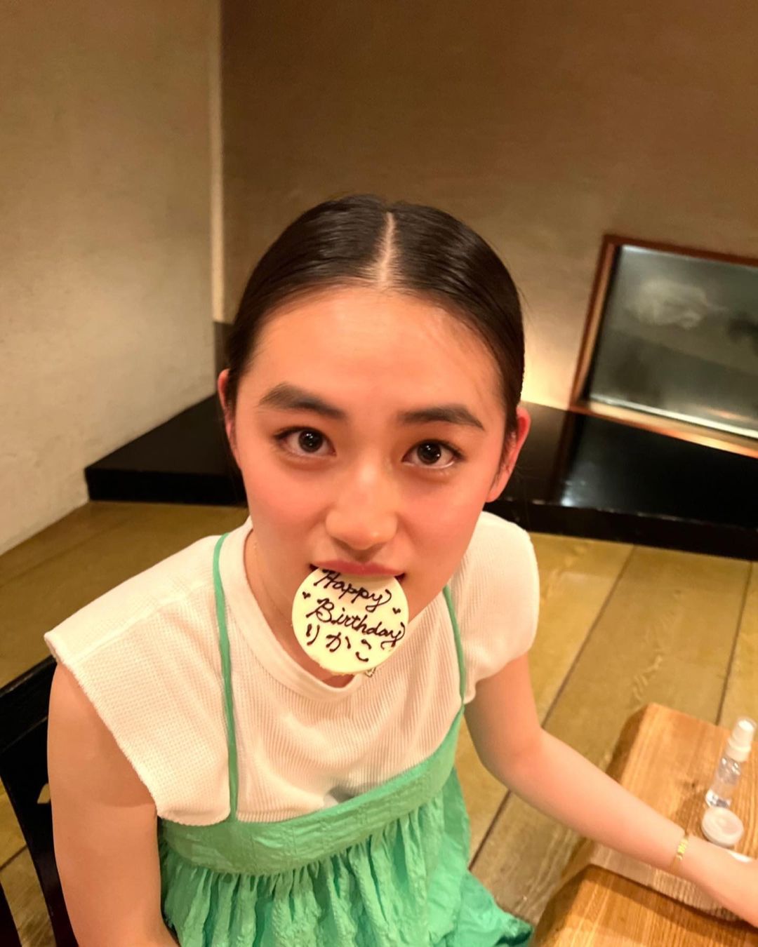 《First Love初戀》年輕版滿島光表現亮眼！「90年代美少女」八木莉可子還是「寶礦力女神」？