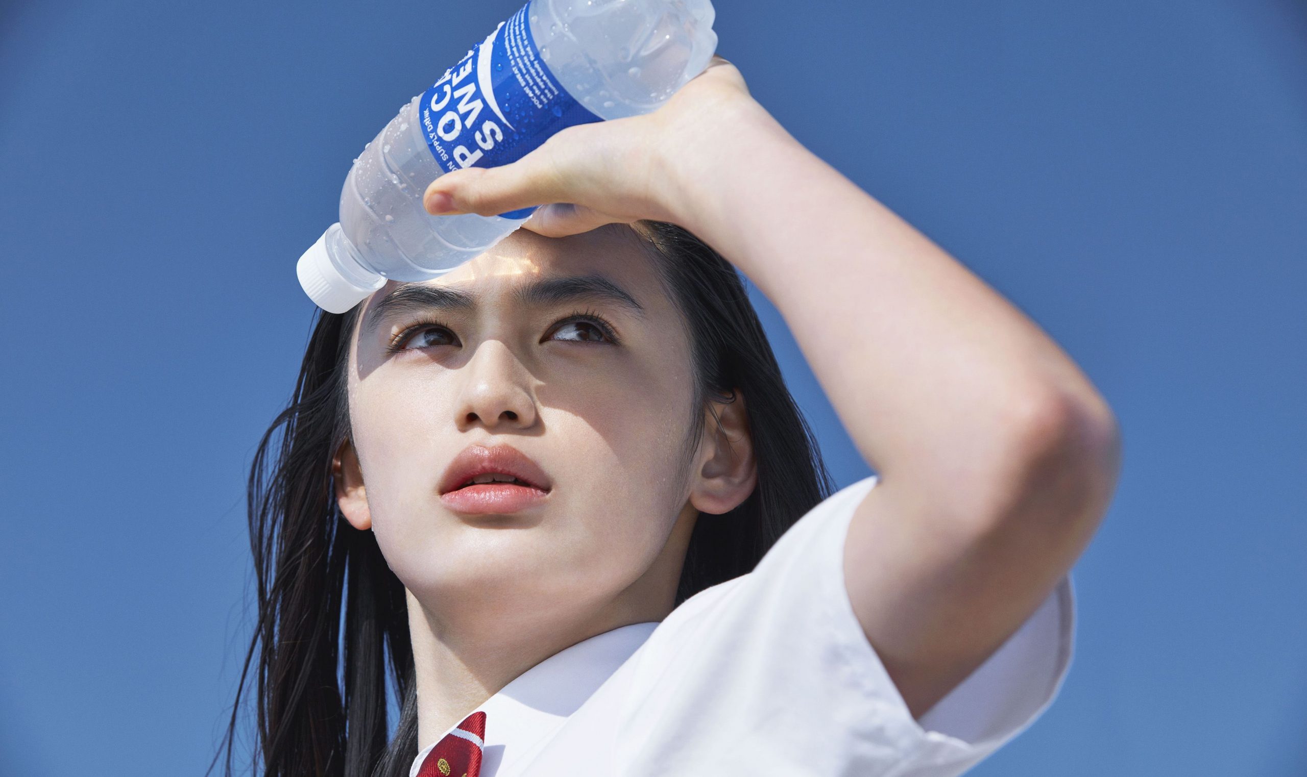 《First Love初戀》年輕版滿島光表現亮眼！「90年代美少女」八木莉可子還是「寶礦力女神」？