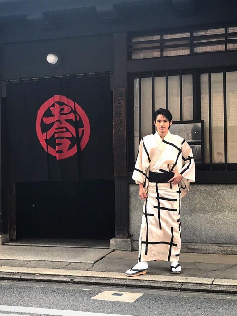 kenshi_okada_official_57064322_287060055552000_8186693699605939658_n