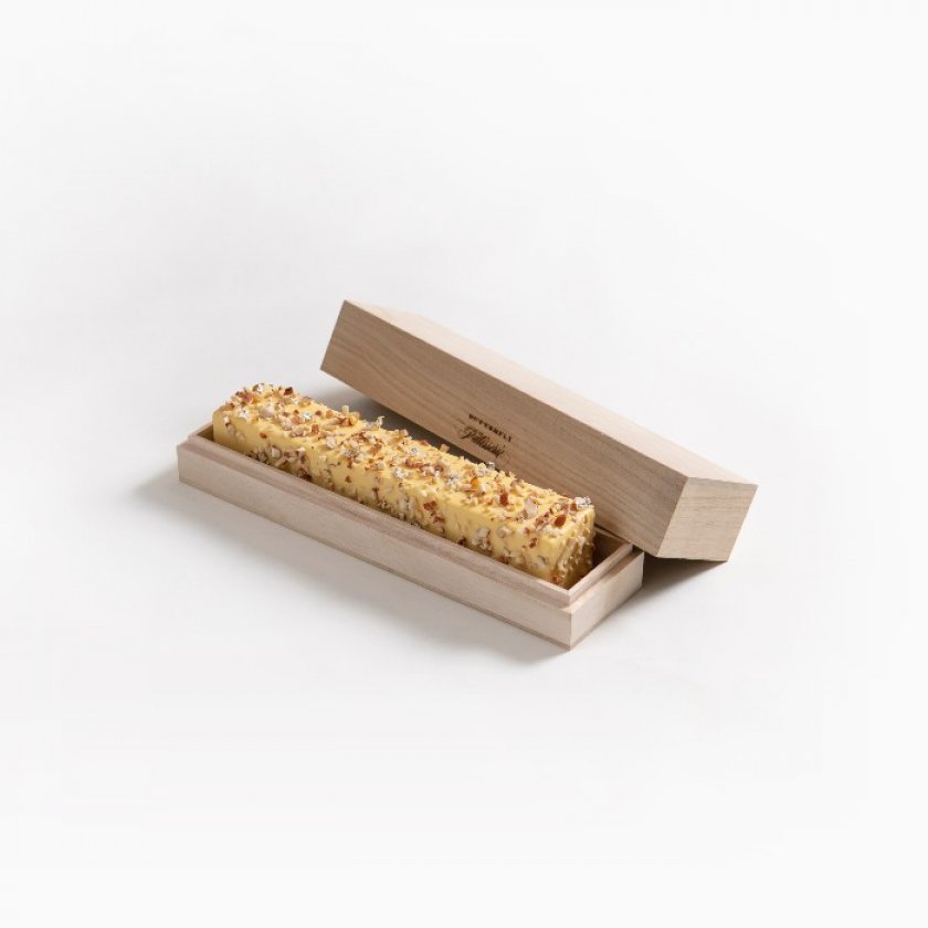 Earl Grey & Meyer Lemon Travel Cake 伯爵茶檸檬旅行蛋糕 HKD188  PHOTO / Butterfly Patisserie