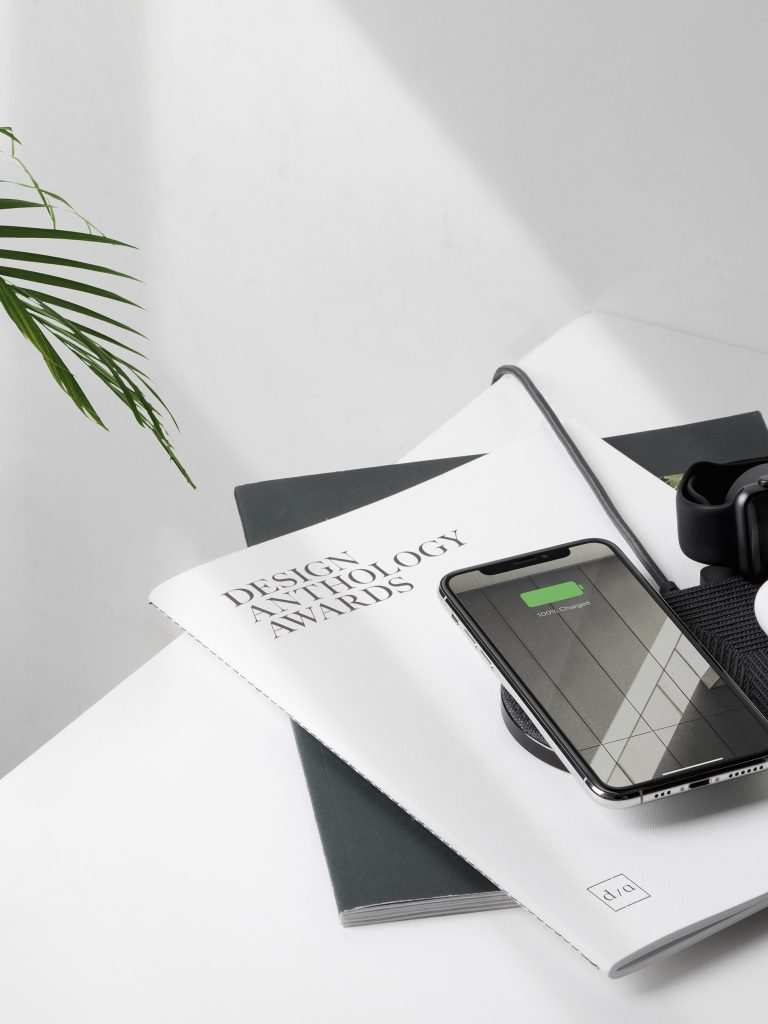 NativeUnion_DROPXL_WatchEdition_LS_01_Highres