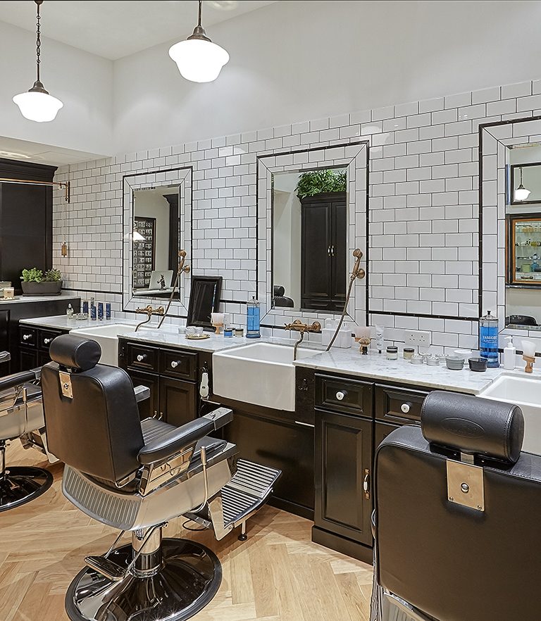 20150826_FoxAndBarber_255