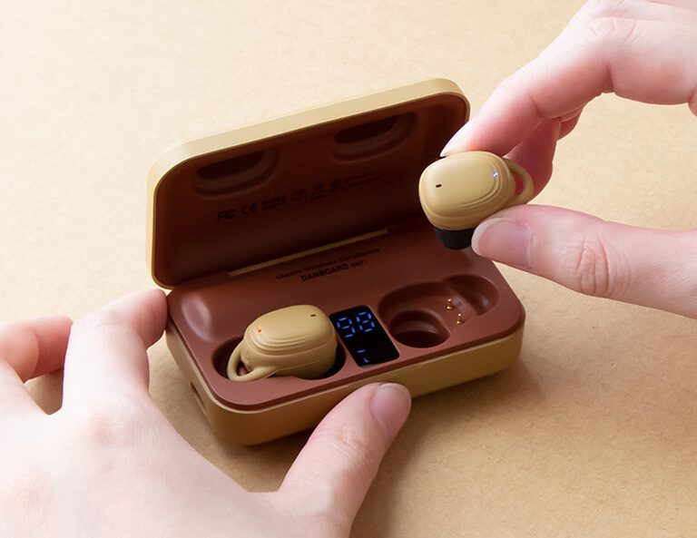 627_Wireless_Earphones_DB_image02