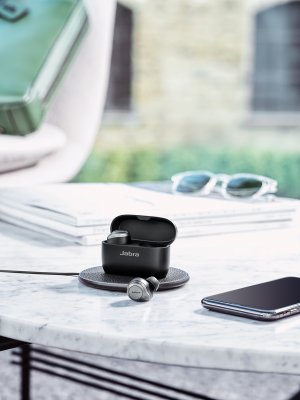 Jabra Elite 85t Titanium Black Contextual Home Charging