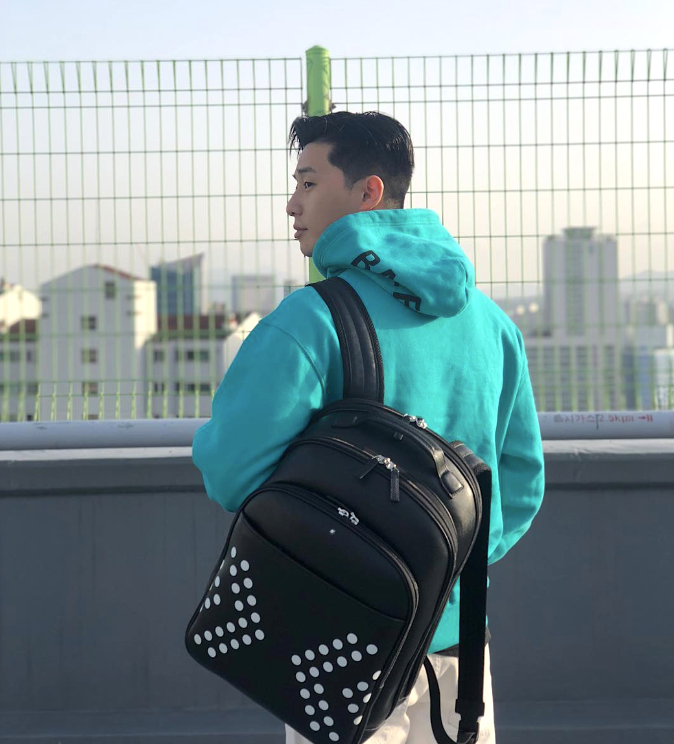 男士背囊推介21丨10款男士返工 去街及旅行必備的prada及hermes名牌背囊精選 Men S Uno Hong Kong