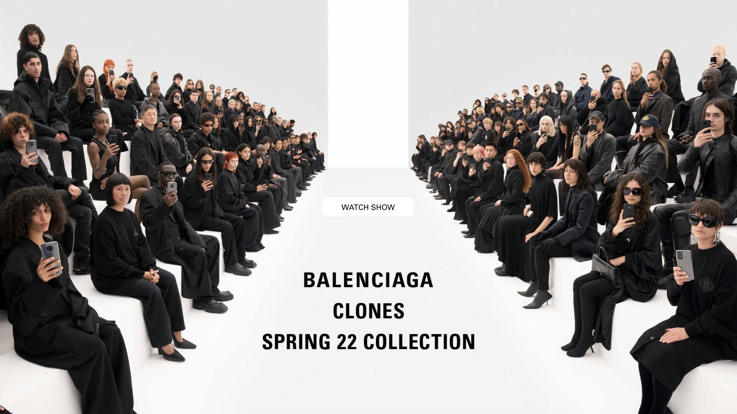 Balenciaga x Gucci單品再曝光、 Crocs鞋化身高跟鞋丨細數Balenciaga 2022春季系列12大亮點