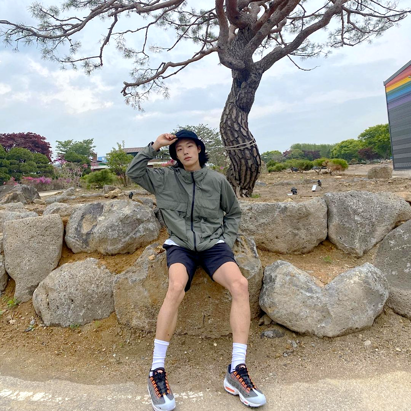 朴敍俊與柳俊烈率先穿上Sacai x Nike Blazer Low波鞋丨盤點兩位「最會收藏波鞋」的韓星穿過的波鞋