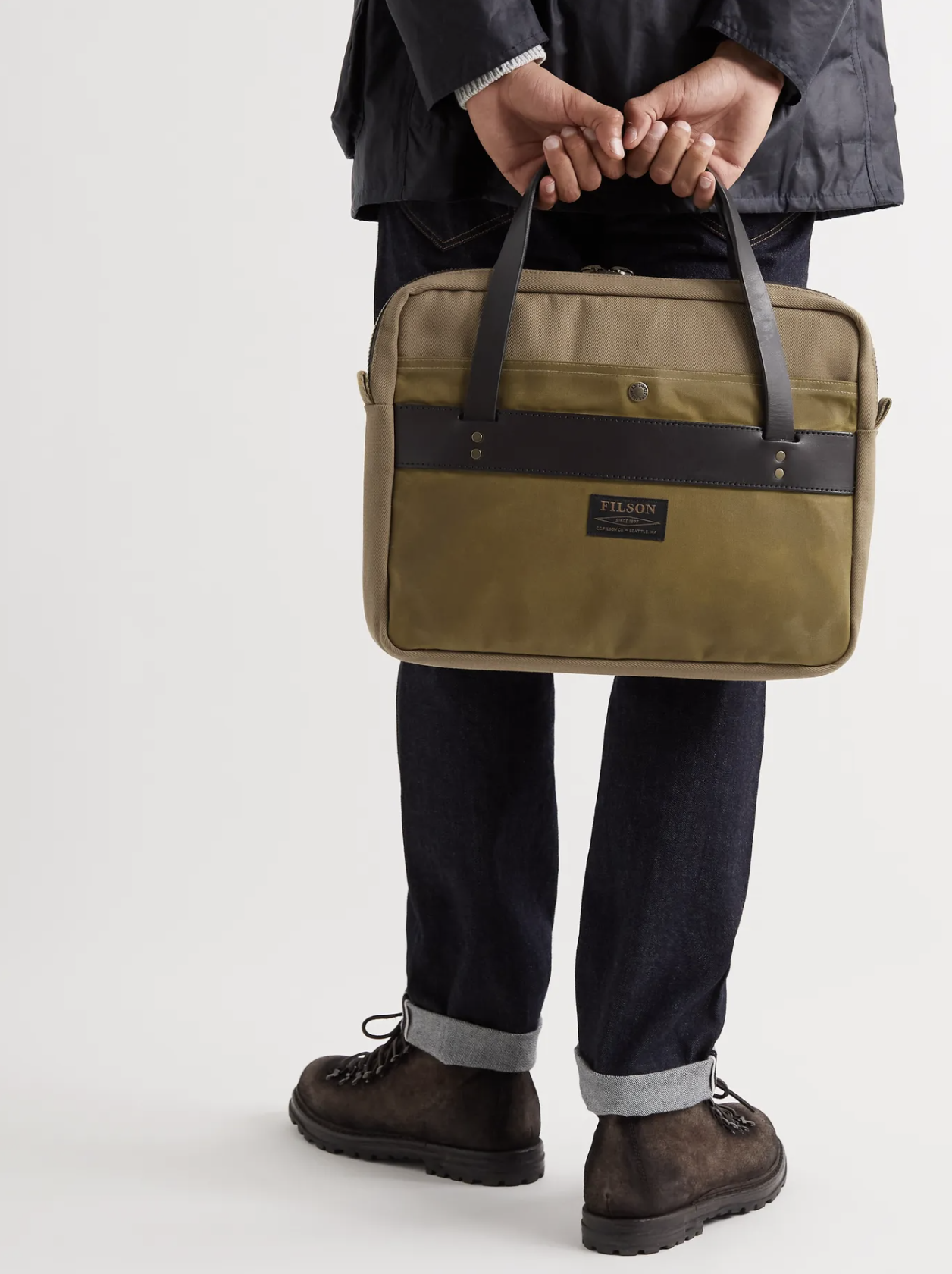 男士返工必備耐用公事包丨10款萬元以下Paul Smith、BOSS高質皮革或斜揹公事包推介