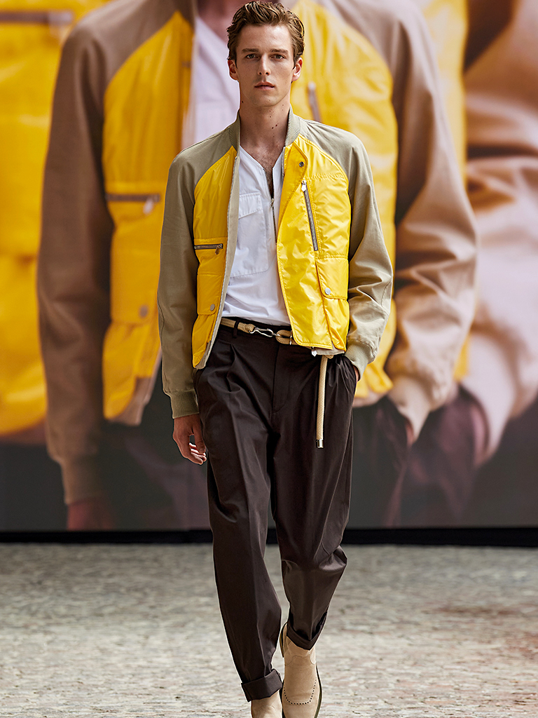 Hermès 2022春夏男裝系列8大亮點逐一數丨由創意總監Véronique Nichanian告訴你疫情後應要穿得輕盈一些