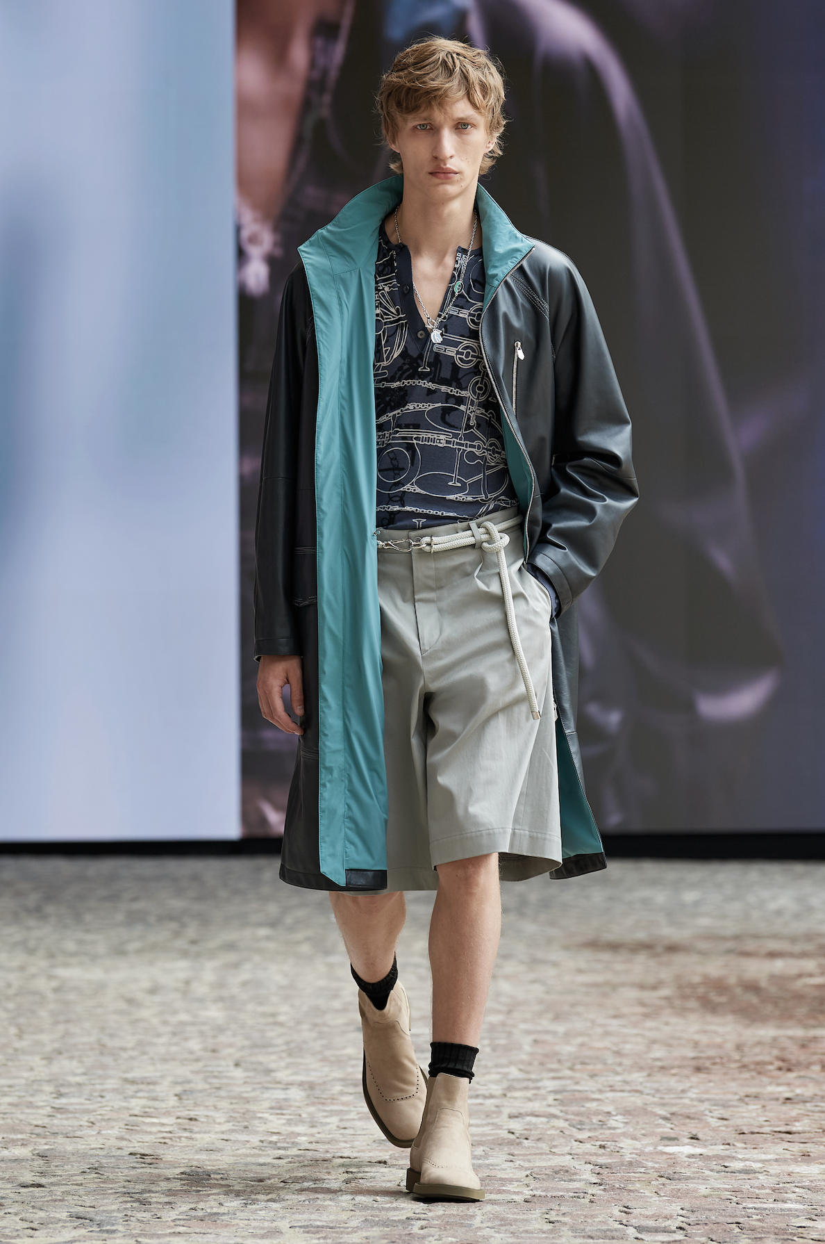 Hermès 2022春夏男裝系列8大亮點逐一數丨由創意總監Véronique Nichanian告訴你疫情後應要穿得輕盈一些