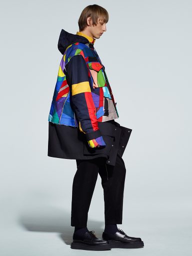 將藝術品穿上身丨sacai x KAWS聯名系列在今日正式登場香港
