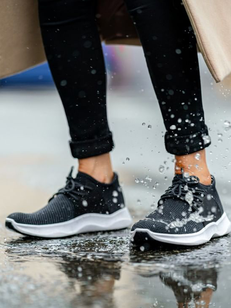 20對2021男士防水鞋推薦丨Nike、ON及Columbia防水波鞋讓你為雨天作準備