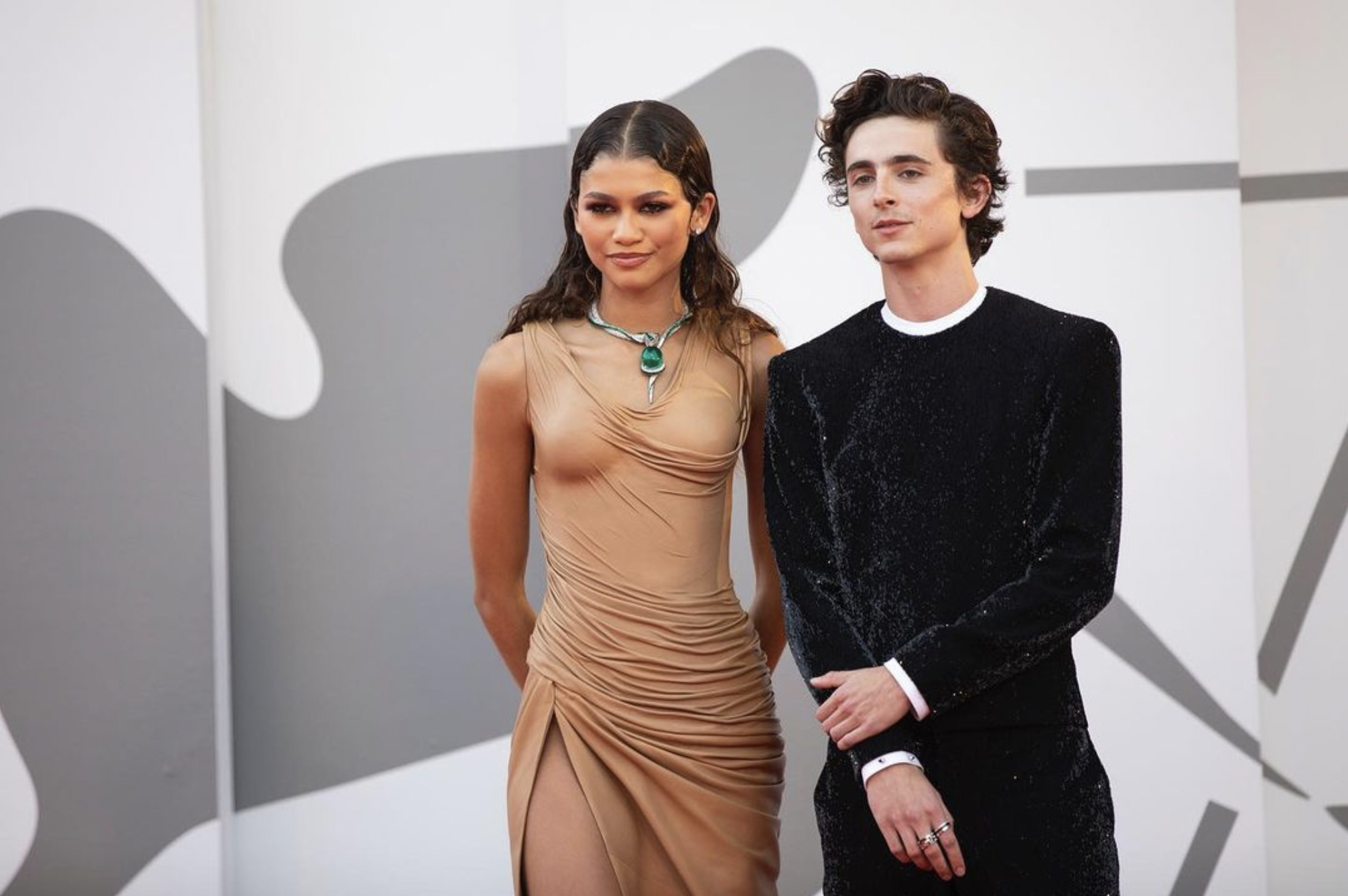 荷里活最時尚男星丨為何「甜茶」Timothée Chalamet獨愛穿Haider Ackermann？