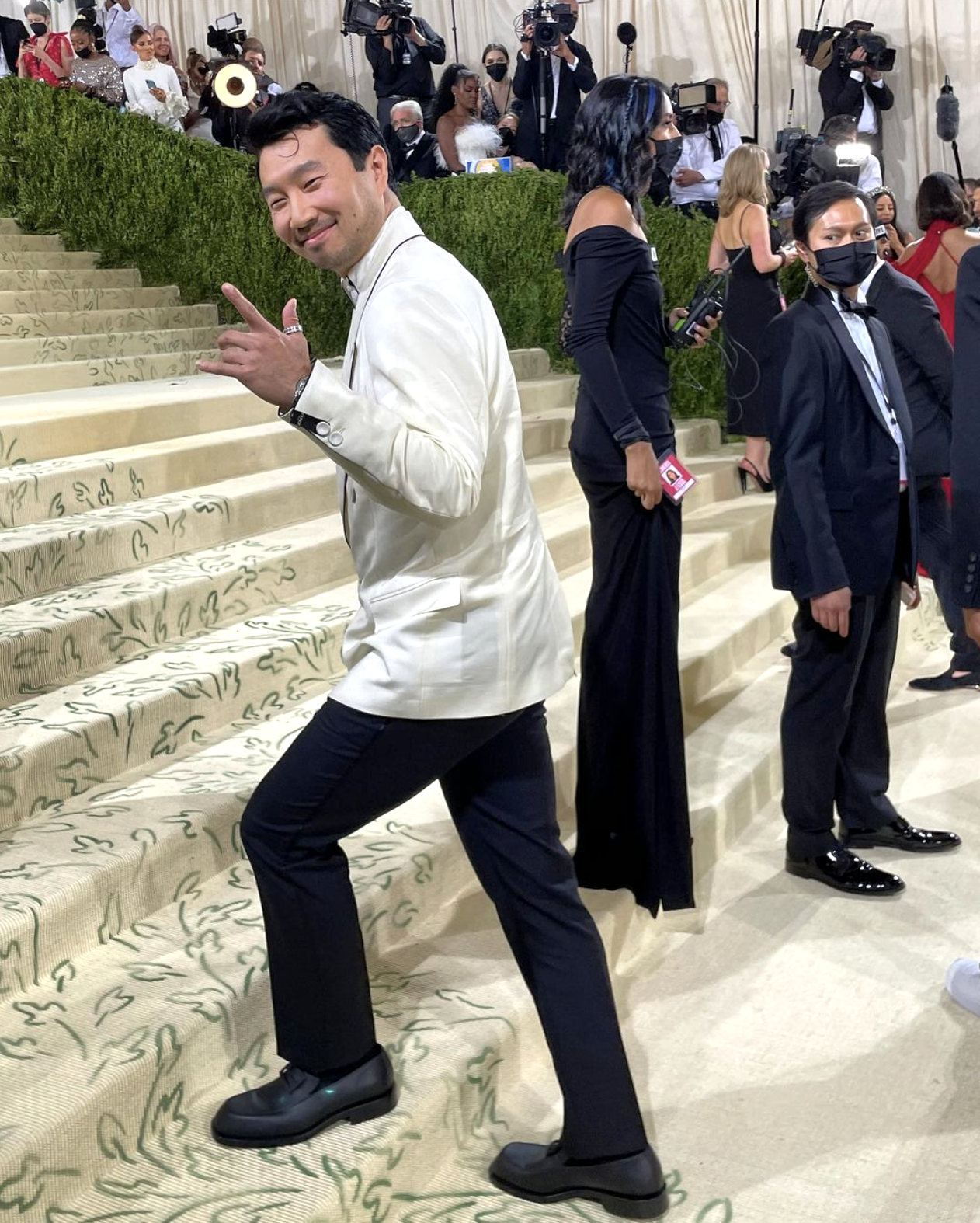 Met Gala 2021丨饒舌歌手Lil Nas X化身聖鬥士星矢、Timothée Chalamet穿Converse行紅地毯惹來熱烈討論