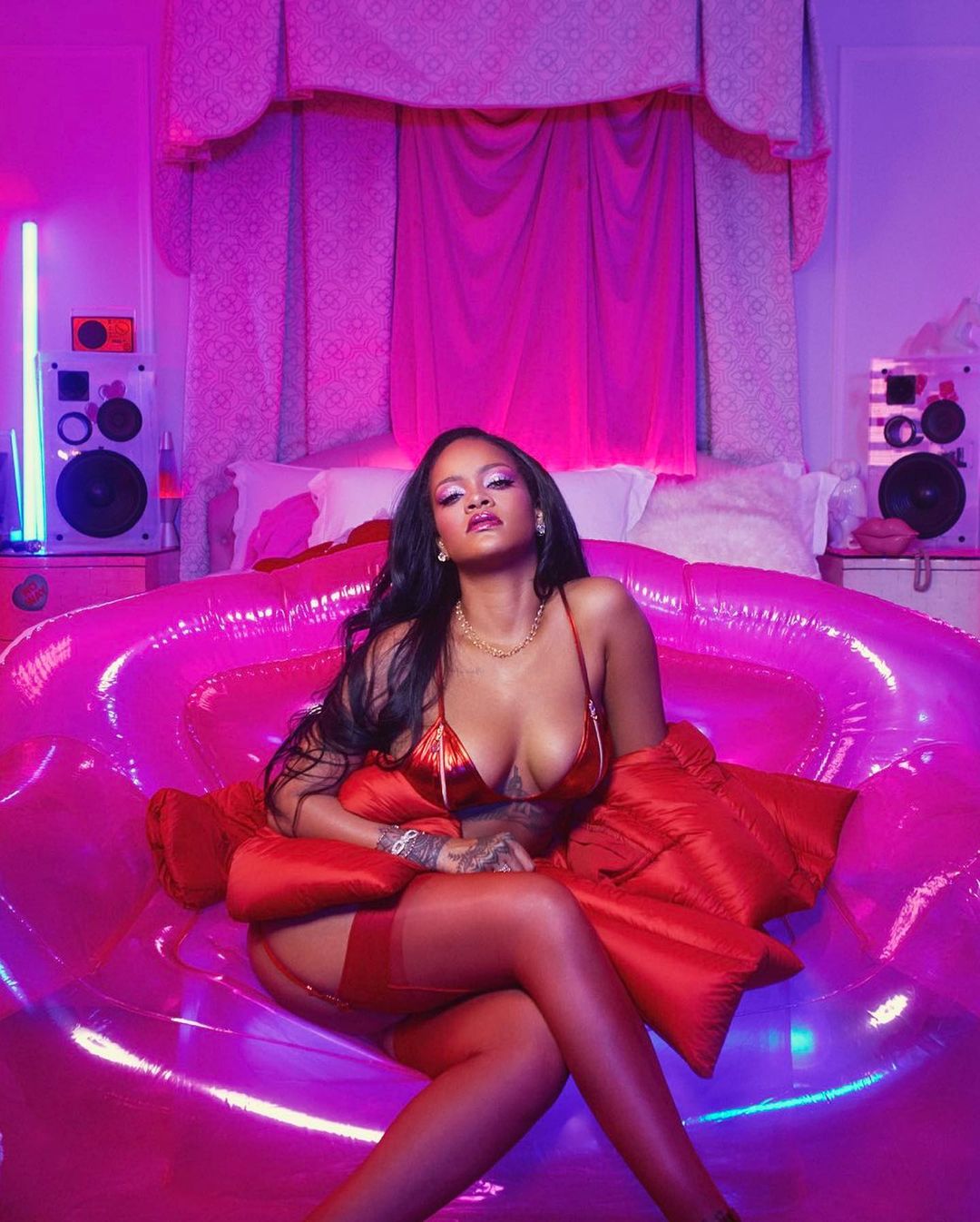 下一個Victoria’s Secret？Rihanna內衣品牌Savage X Fenty有望成為內衣界龍頭