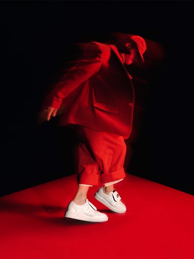 一覽3款本周全新波鞋丨GD權志龍品牌PEACEMINUSONE與Nike再合作、KAWS x sacai x Nike Blazer Low 三方聯名球鞋登場