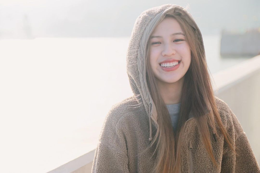 女團COLLAR中的實力唱將Winka私下十分「長氣」？細數陳泳伽6件你或許不知的事