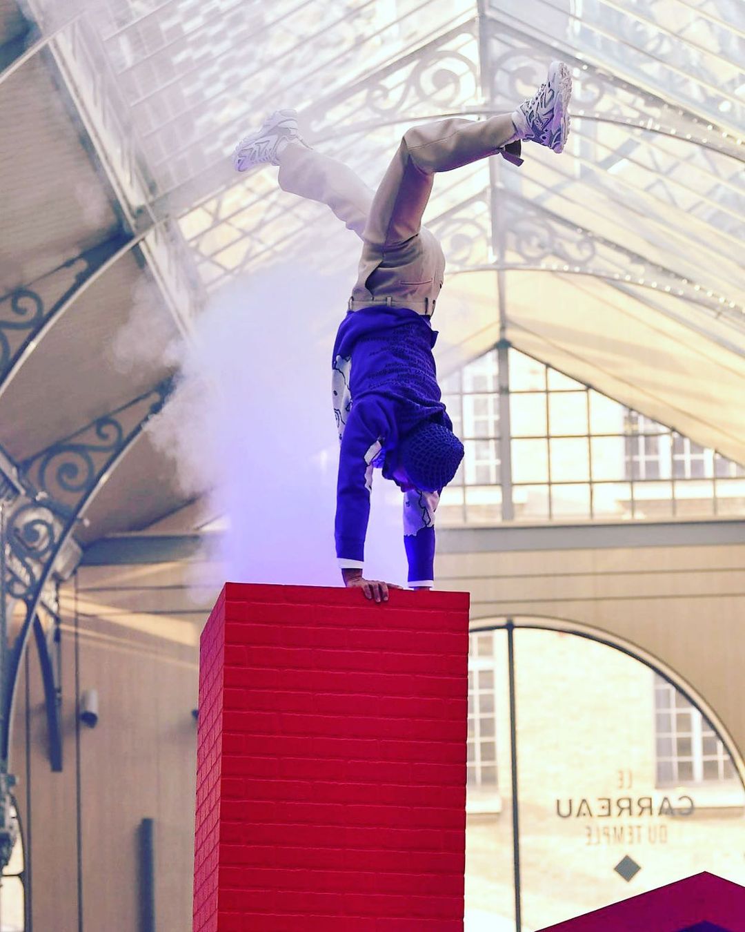Louis Vuitton 2022秋冬男裝系列6大看點 | Virgil Abloh最後之作、多位名人紅星齊致敬、回顧The Boyhood Ideology創作哲學