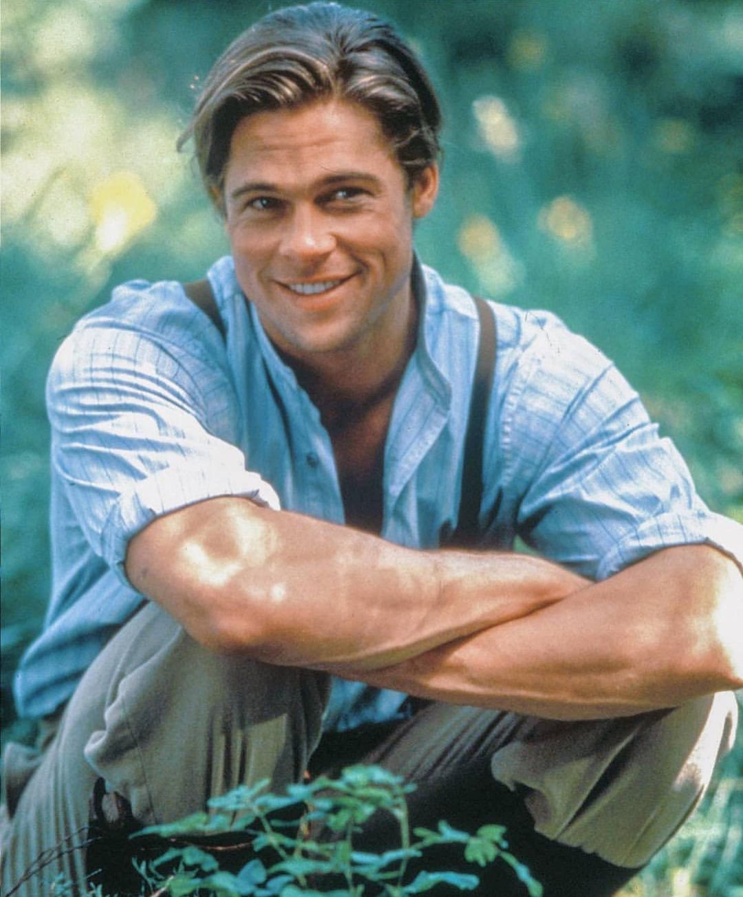 Brad Pitt帥足30年被稱「男士衣著教科書」｜回顧10個畢比特年青時期戲裡戲外的時尚造型