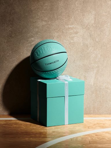 3個最新時尚資訊丨LV聯乘Nike Air Force 1波鞋2,530萬美元成交、Cartier與阿部千登勢推出聯乘系列