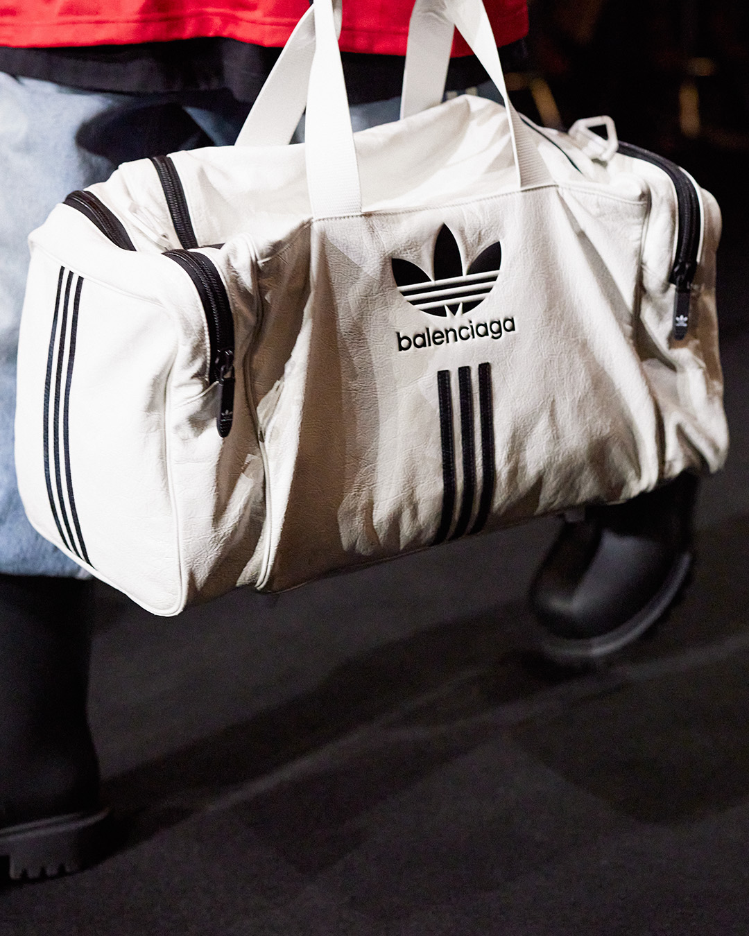 官網已正式發售丨一覽Balenciaga 2023春季系列與adidas聯名系列6大亮點