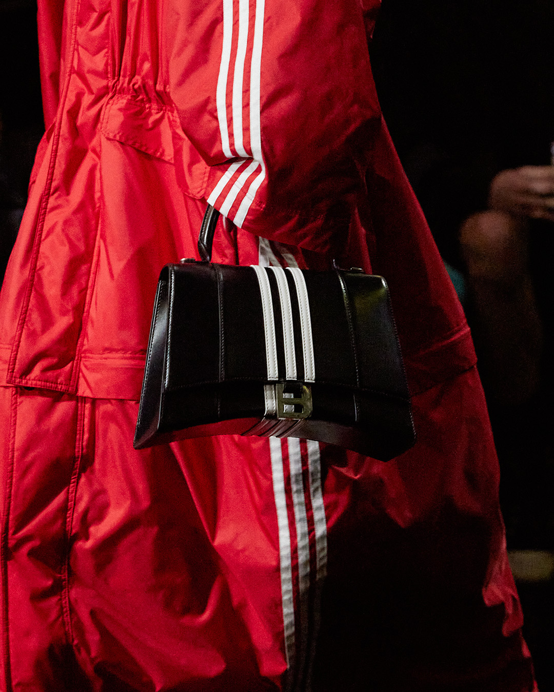 官網已正式發售丨一覽Balenciaga 2023春季系列與adidas聯名系列6大亮點