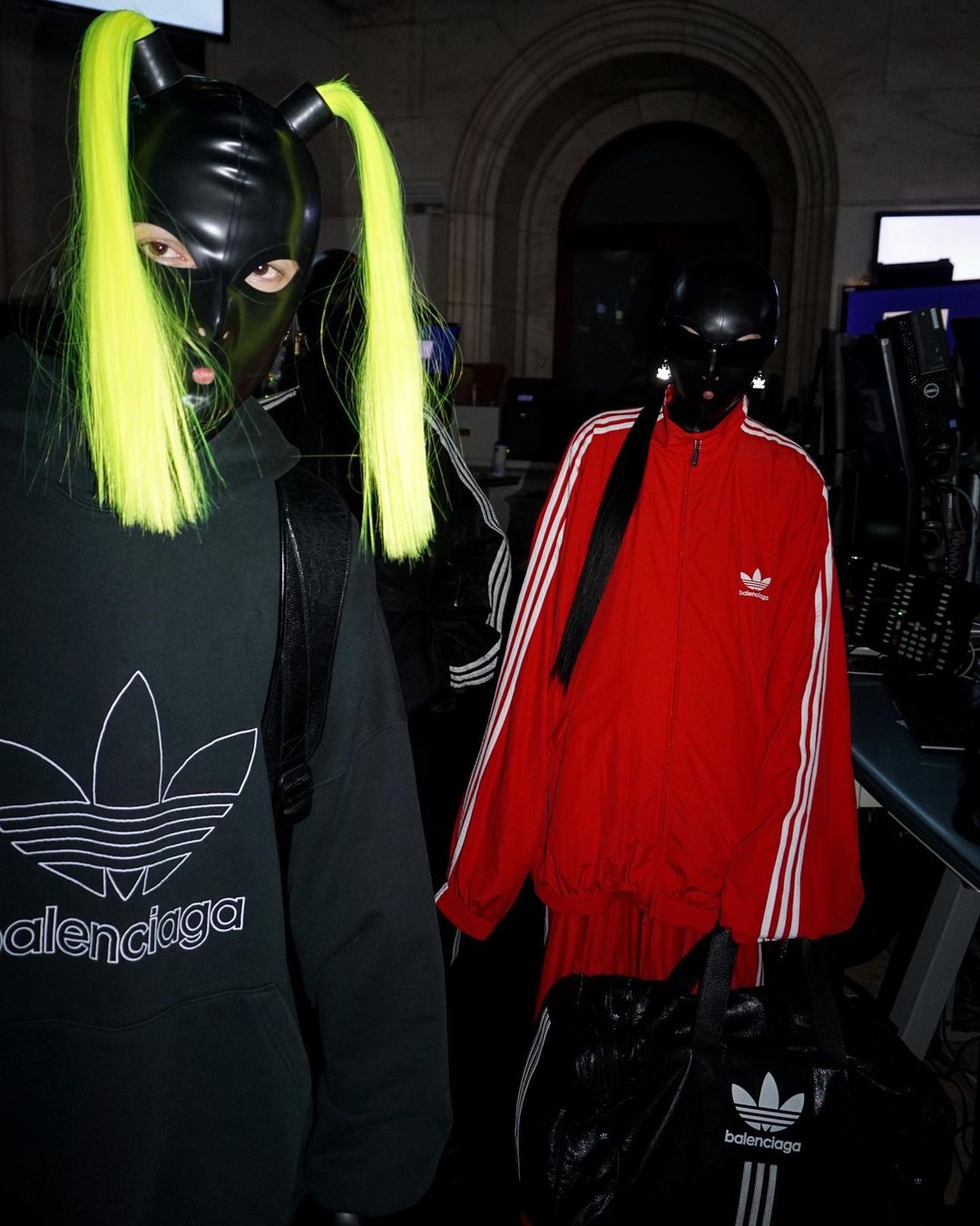 官網已正式發售丨一覽Balenciaga 2023春季系列與adidas聯名系列6大亮點