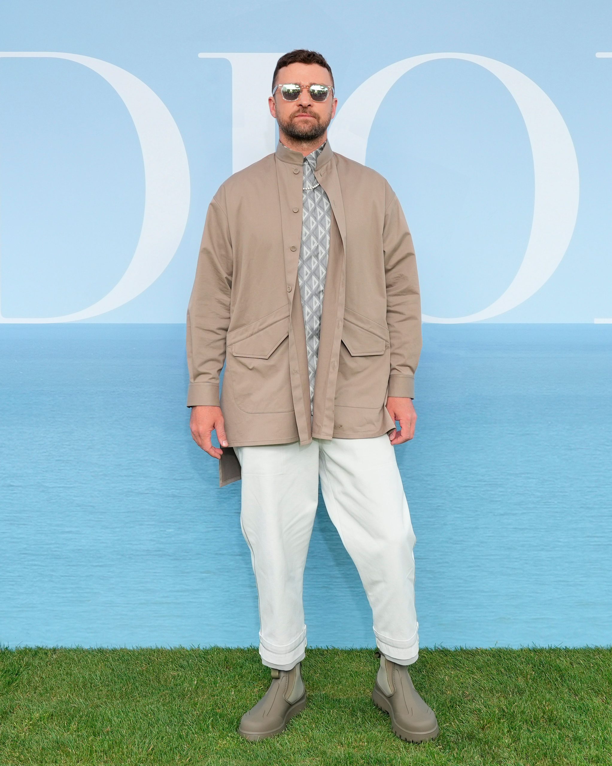 重現Christian Dior先生童年花園、Mystery Ranch聯乘系列 | Dior Men 2023春夏時裝騷7大看點一覽
