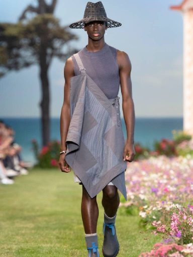 重現Christian Dior先生童年花園、Mystery Ranch聯乘系列 | Dior Men 2023春夏時裝騷7大看點一覽