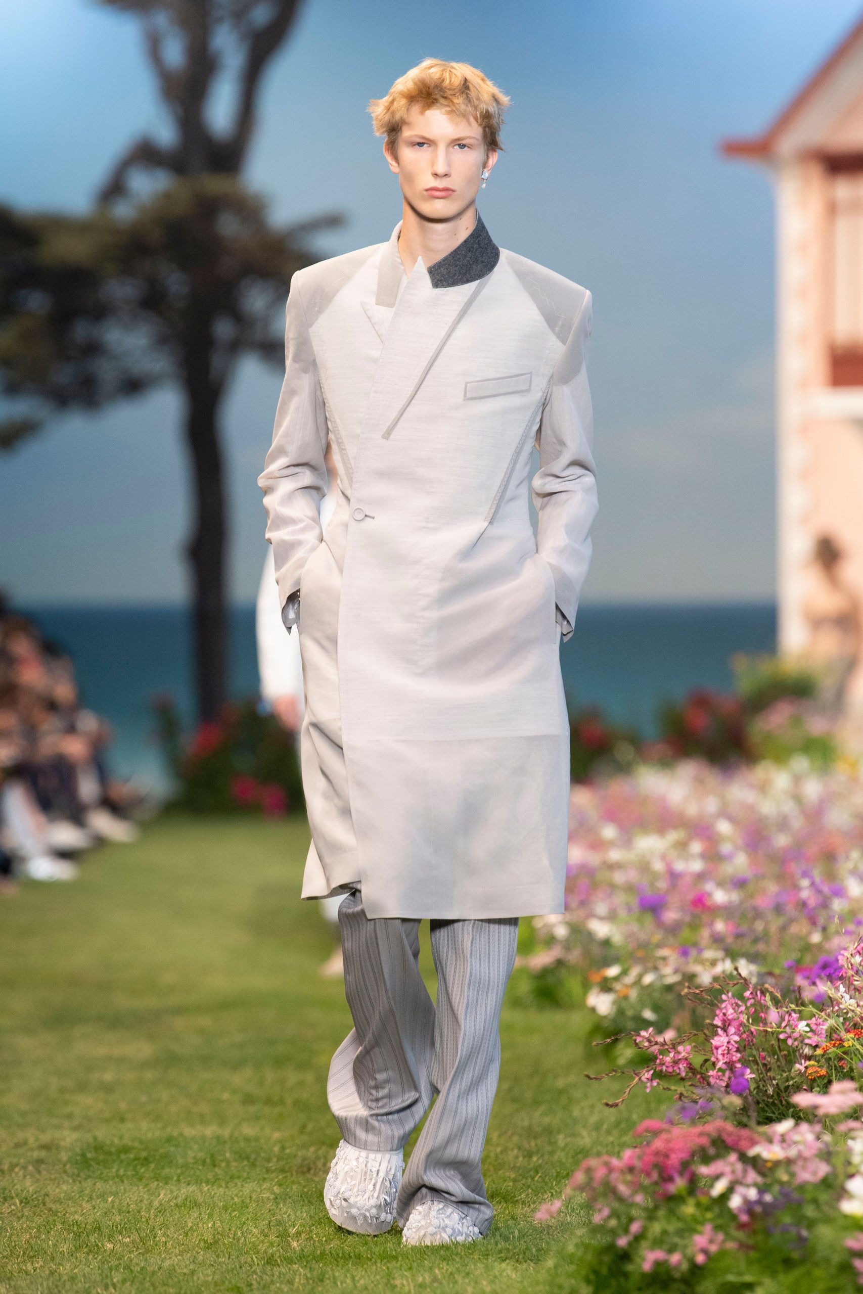 重現Christian Dior先生童年花園、Mystery Ranch聯乘系列 | Dior Men 2023春夏時裝騷7大看點一覽