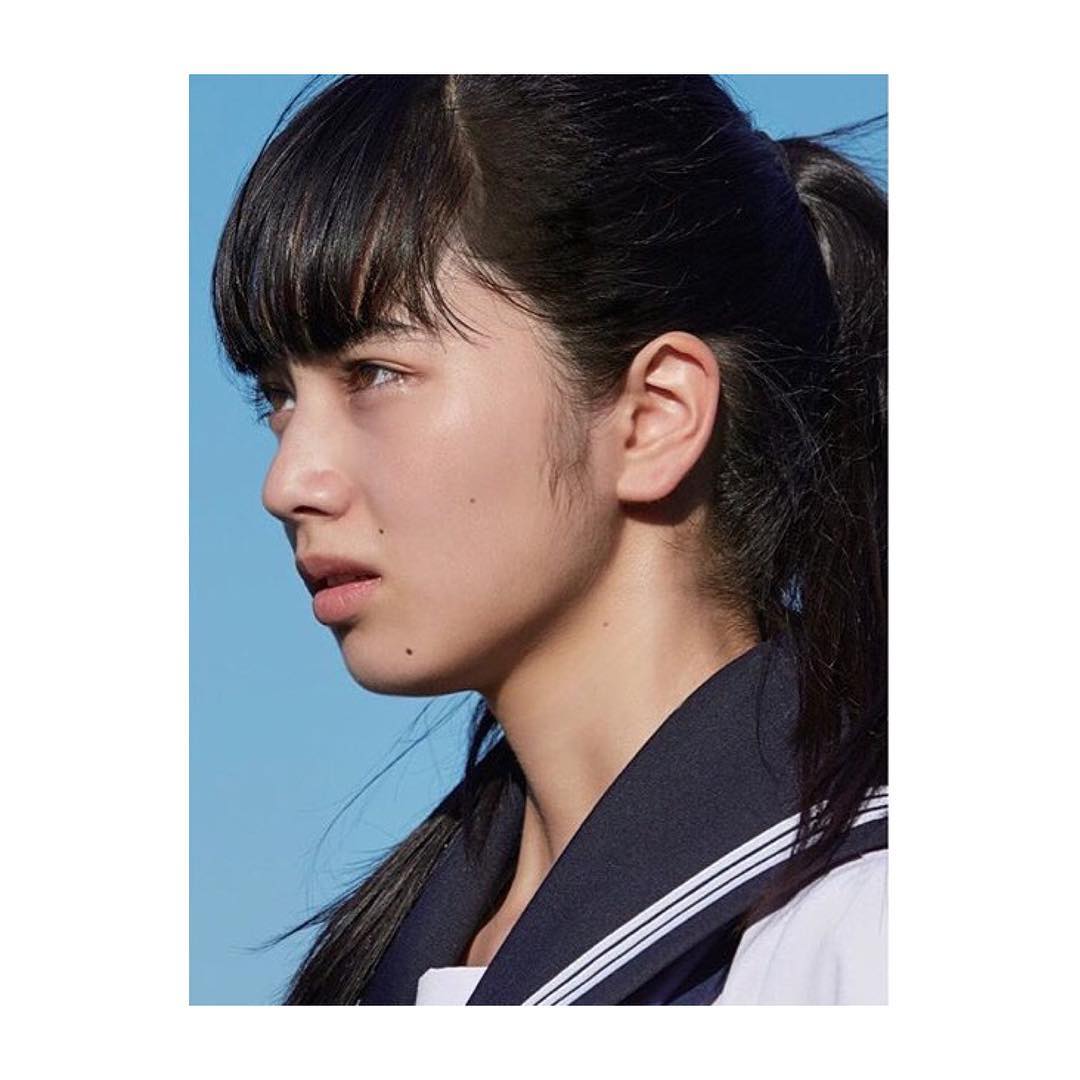 主演催淚作品《餘命十年》在港上映｜「厭世臉女神」小松菜奈為何獲時尚圈及多名導演青睞？ 
