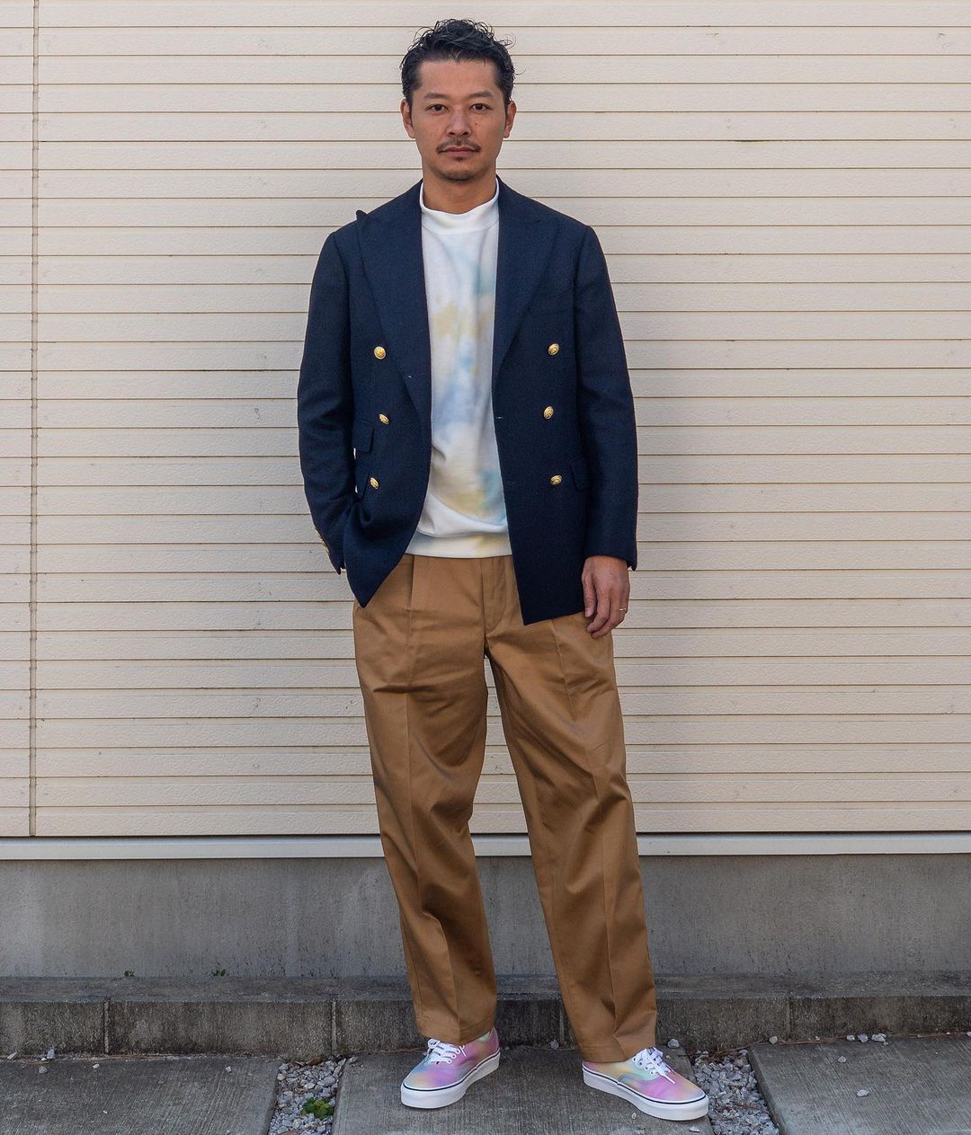 男生帆布鞋穿搭示範，8個Converse、Vans等文青潮流造型提案推介