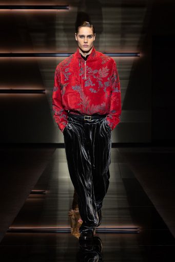 誘惑為今季主題，Emporio Armani FW25 時裝騷5大重點