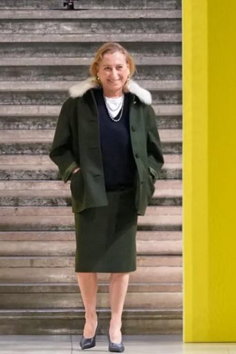 Prada 集團以13億收購 Versace，一文看清當中的原因及對Versace品牌的發展影響