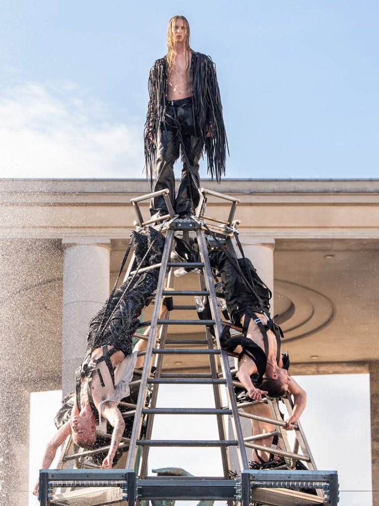 巴黎時裝週SS26 深度透視:Dries Van Noten、AMI、Wales Bonner、Jacquemus、Rick Owens 五大焦點