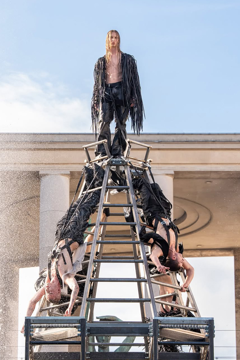 巴黎時裝週SS26 深度透視：Dries Van Noten、AMI、Wales Bonner、Jacquemus、Rick Owens 五大焦點