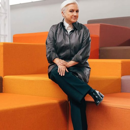 Silvia Venturini Fendi 辭任 Fendi 創意總監｜回顧她的傳奇時刻與誰會成為品牌創意舵手