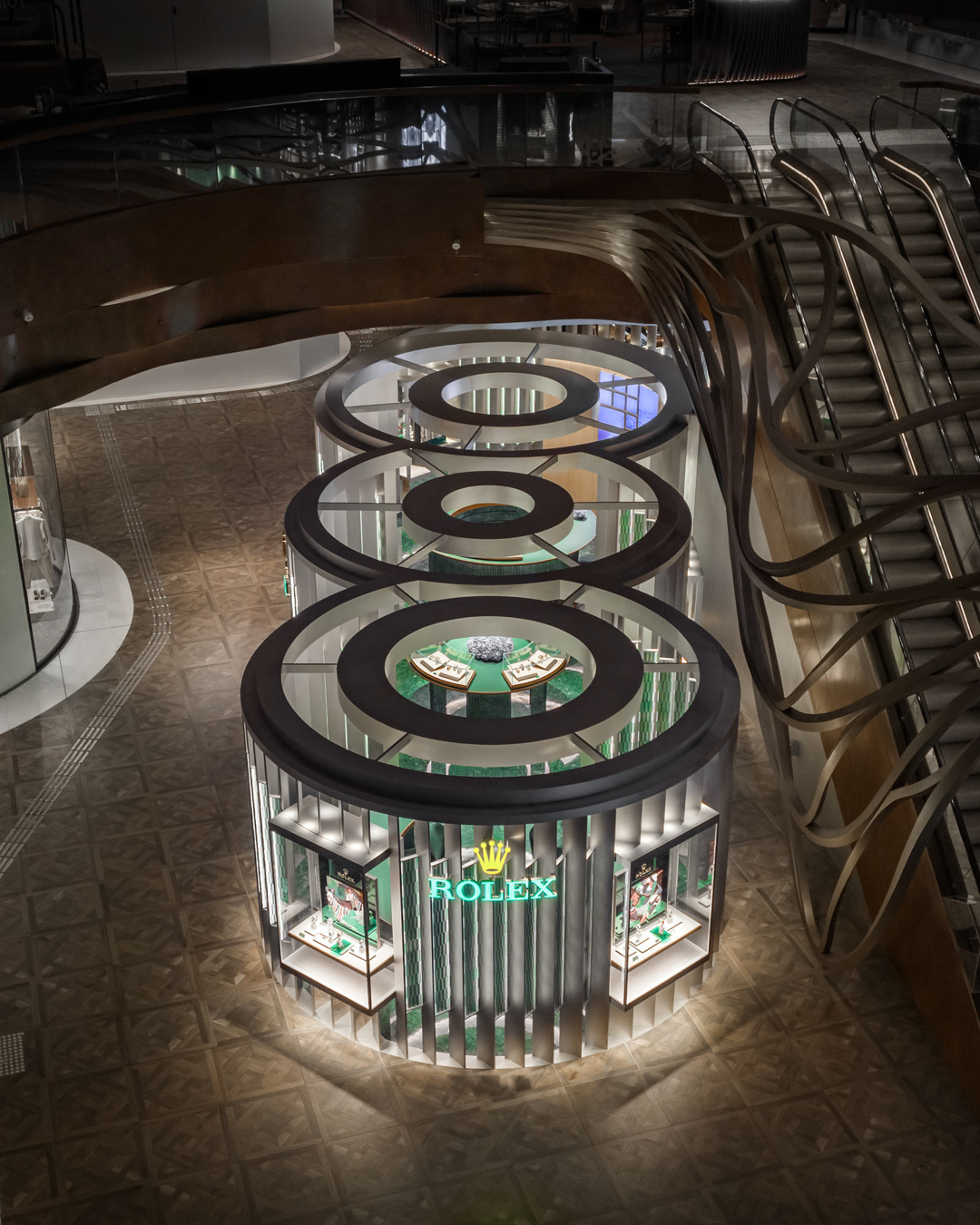 周大福珠寶集團香港全新勞力士專門店開幕！