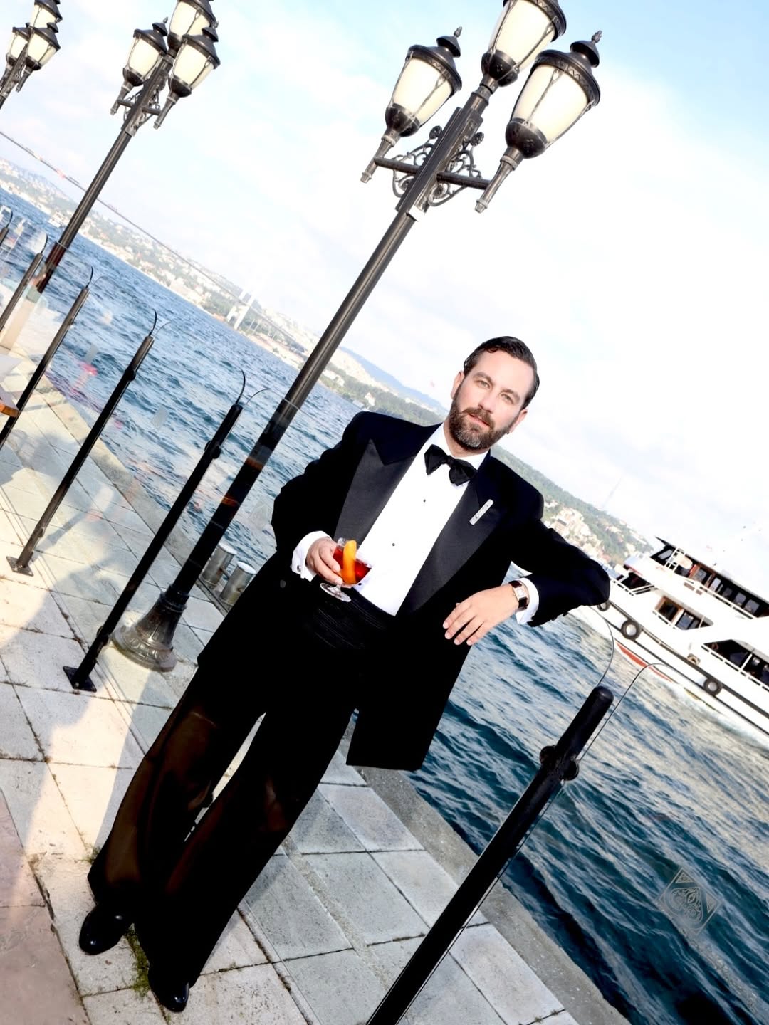 必學6 個伴郎穿搭提案 | 從婚禮正裝到型格細節，男士最完整造型指南