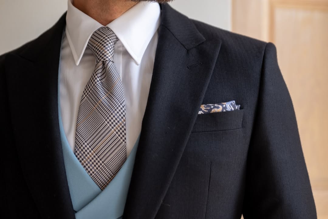 必學6 個伴郎穿搭提案 | 從婚禮正裝到型格細節，男士最完整造型指南