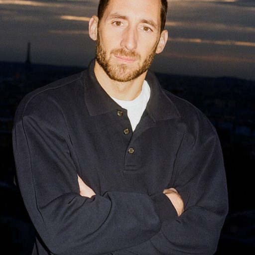 Antonin Tron 上任 Balmain 創意總監｜從 Atlein 到巴黎時裝屋，他如何重塑性感與力量的平衡？