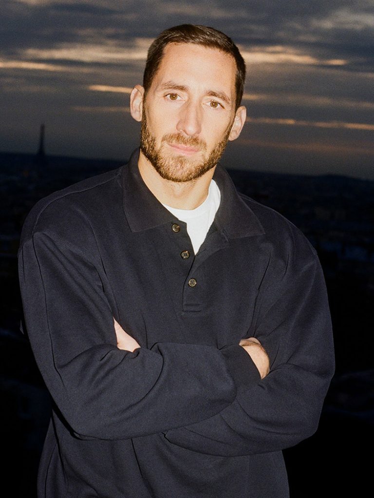 Antonin Tron 上任 Balmain 創意總監|從 Atlein 到巴黎時裝屋,他如何重塑性感與力量的平衡?