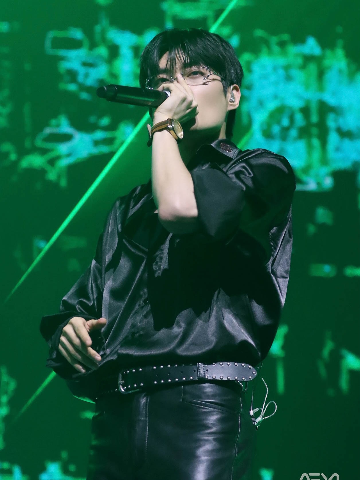 舞台成就：亞洲冠軍到世界前三