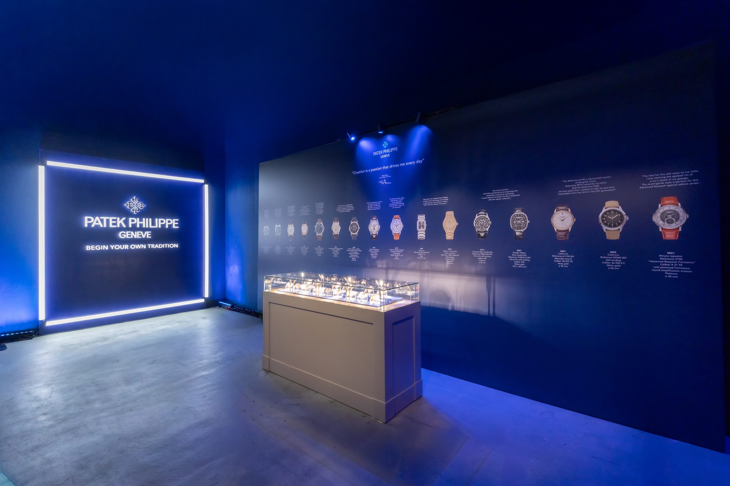 「創意熱誠」專區展示15枚旗艦時計，反映重要技術轉變與美學創舉。PHOTO/ PATEK PHILIPPE