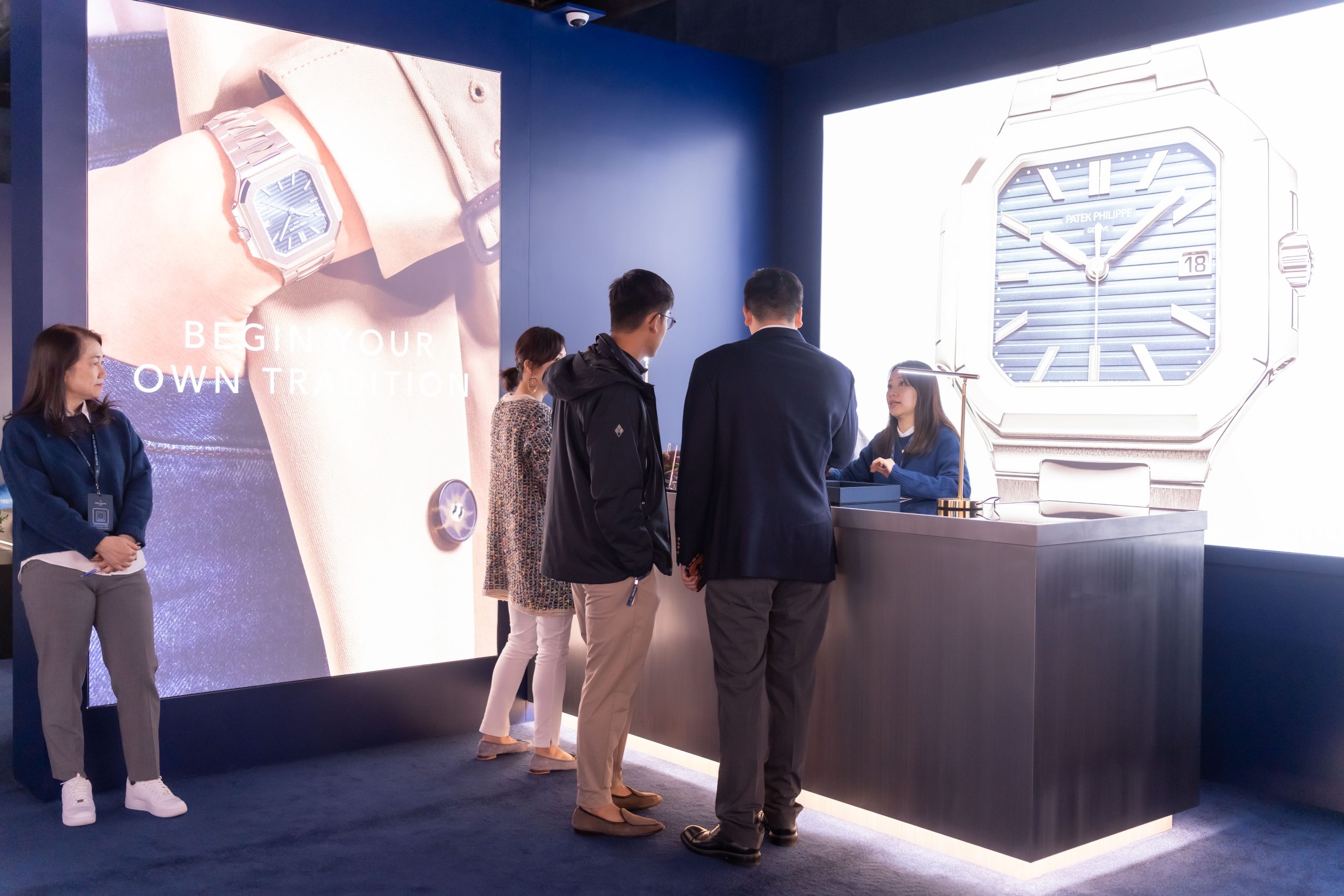 活動設有試戴櫃台，參觀人士可一次過試戴五款全新Cubitus系列腕錶。PHOTO/ PATEK PHILIPPE