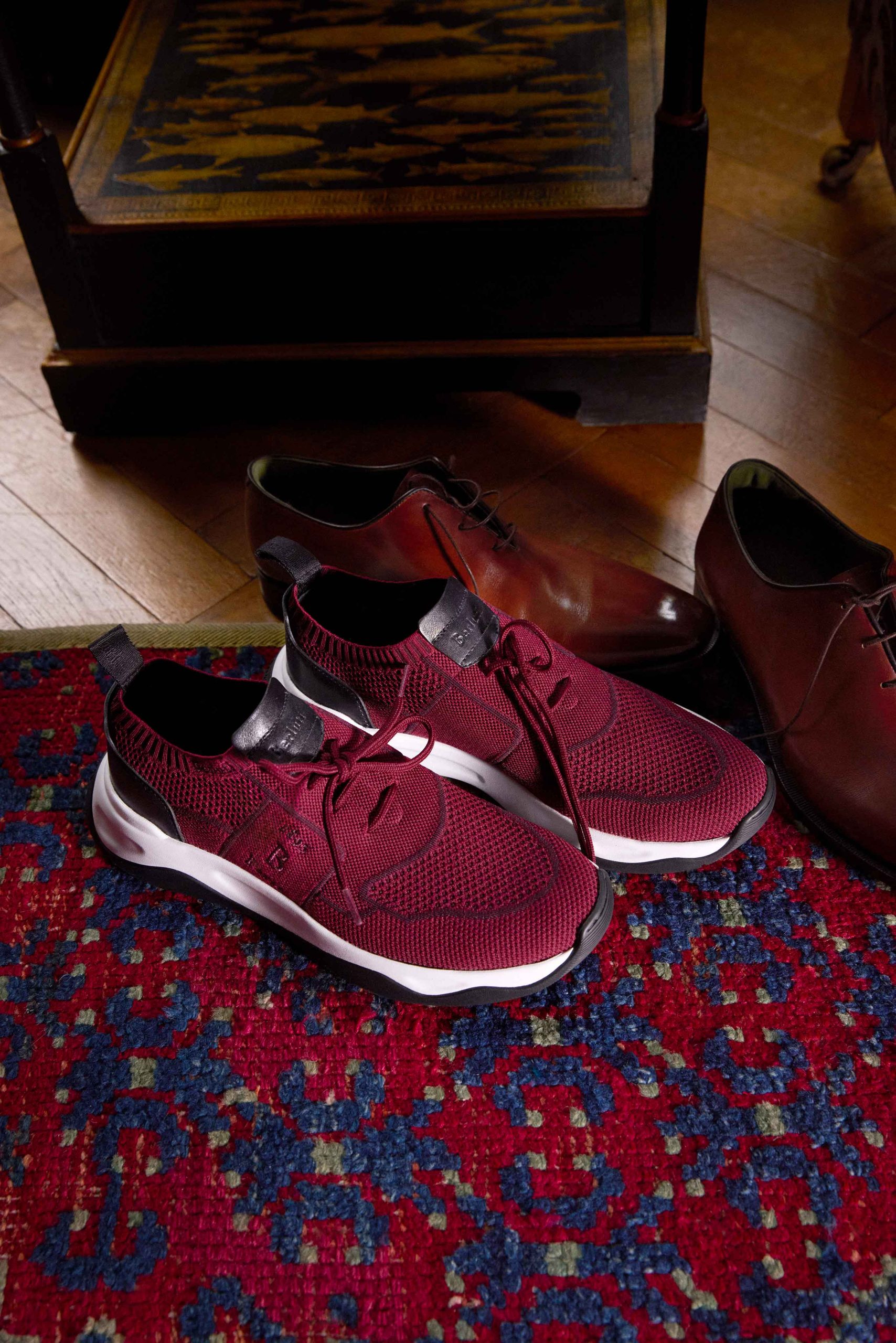 Berluti Shadow 運動鞋廣告於巴黎時裝週發佈 | 品牌大使李俊昊現身展現個人風格